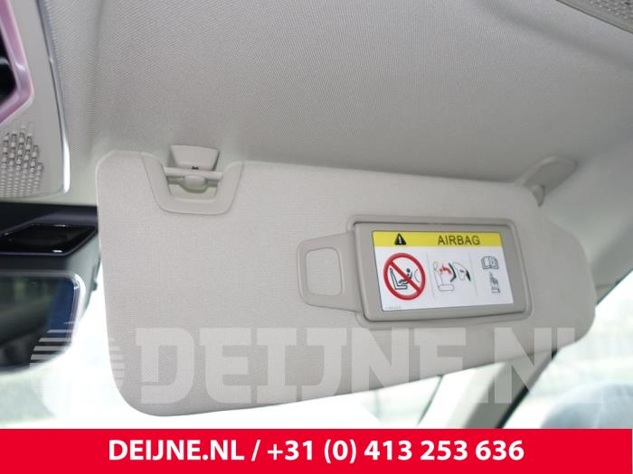 Lynk & Co 01 Sonnenblende O238930