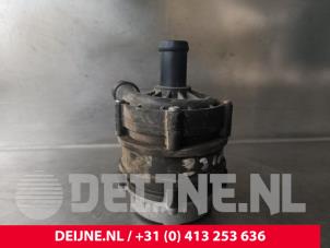 Volvo C40 Additional water pump O238987 photo 3