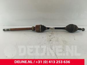 Gebruikte Homokineetas rechts-voor Toyota ProAce Verso 2.0 D-4D 150 16V Prijs € 90,75 Inclusief btw aangeboden door van Deijne Onderdelen Uden B.V.