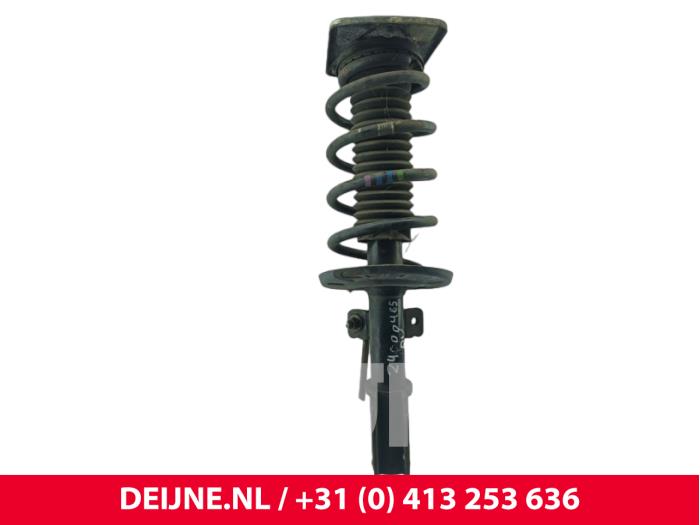 Toyota Pro-Ace Stoßdämpferstrebe rechts vorne O239039