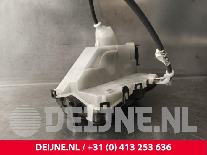 Toyota Pro-Ace Deurslot Mechaniek 2Deurs rechts O239057