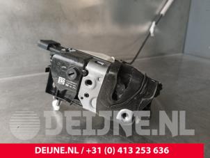 Toyota Pro-Ace Deurslot Mechaniek 2Deurs rechts O239057 foto 3