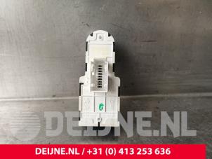 Peugeot Partner Elektrisches Fenster Schalter O239074 foto 2