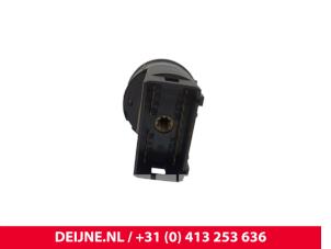 Volkswagen Transporter Light switch O239138 photo 3