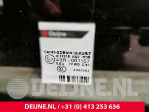 Volkswagen Crafter Ruit Laaddeur zijkant O239189 foto 3