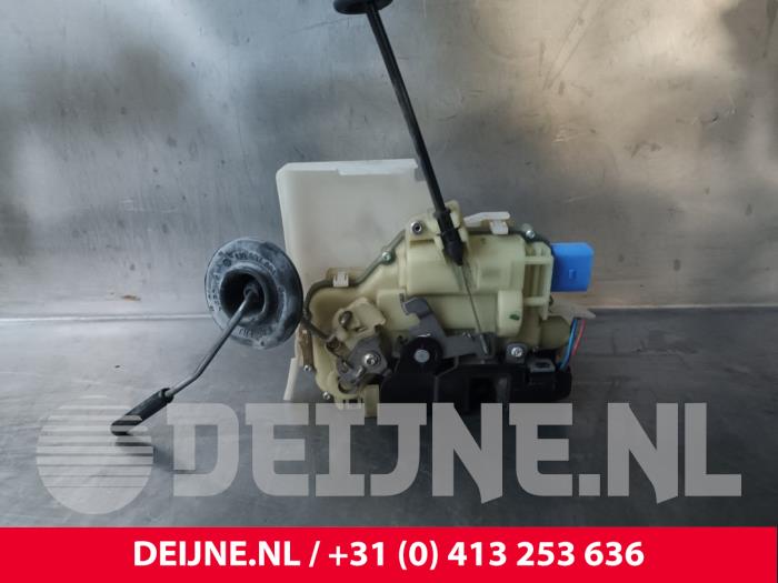 Volkswagen Transporter Deurslot Mechaniek 2Deurs links O239193