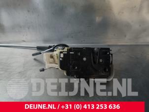 Volkswagen Transporter Deurslot Mechaniek 2Deurs links O239193 foto 3
