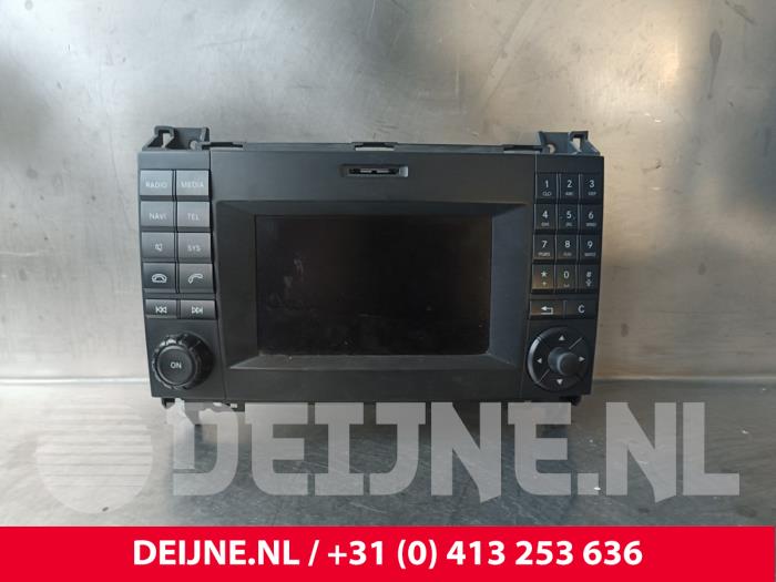 Mercedes Vito Display Multi Media regelunit O239213