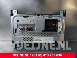 Mercedes Vito Display Multi Media control unit O239213 photo 2