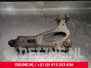 Mercedes Vito Draagarm onder links-voor O239215 foto 3