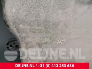 Toyota Pro-Ace Adblue Tank O239270 foto 2