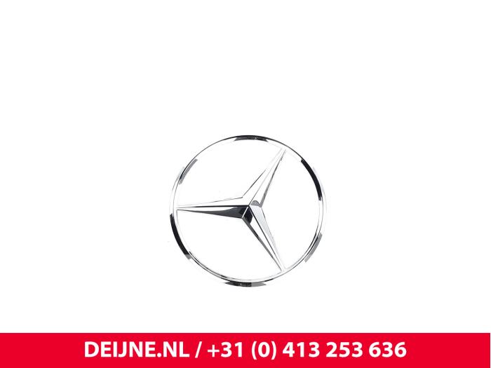 Mercedes Sprinter Embleem O9990002431