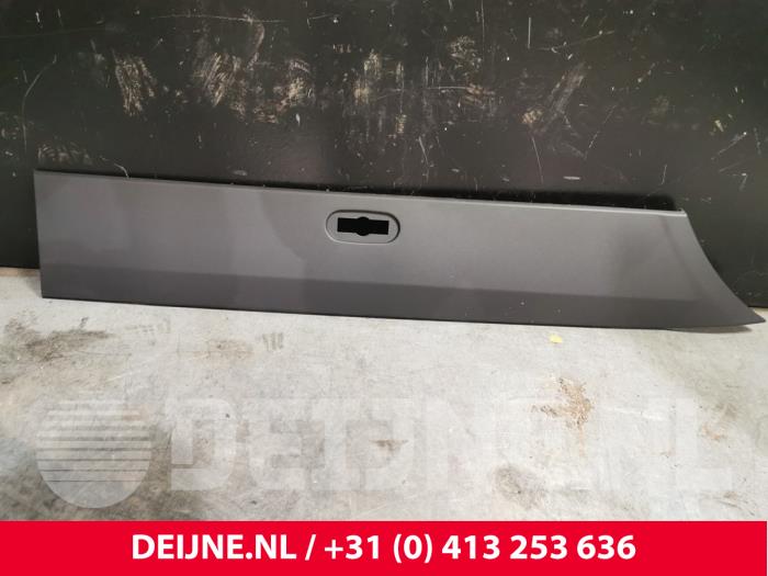 Mercedes Sprinter Zierleiste O9990002208