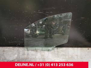 Gebruikte Deurruit 2Deurs links Ford Transit Courier 1.5 TDCi 75 Prijs € 72,60 Inclusief btw aangeboden door van Deijne Onderdelen Uden B.V.