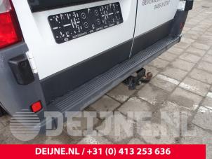 Peugeot Boxer Stoßstange hinten O239907 foto 2
