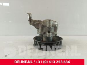 Renault Master Power steering pump O240047 photo 3