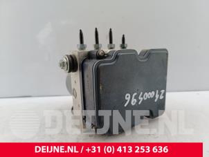 Mercedes Vito ABS Pumpe O240098 foto 3