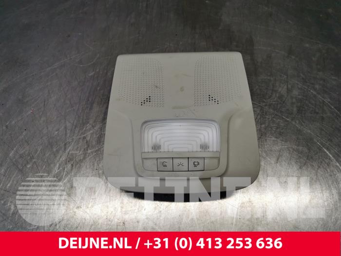Mercedes Vito Innenbeleuchtung vorne O240101
