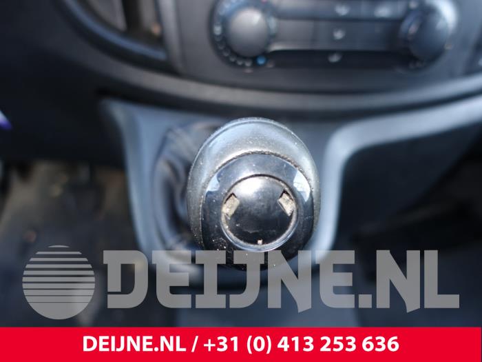 Mercedes Vito Schaltung O240151
