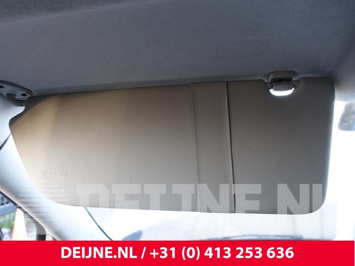 Mercedes Vito Sonnenblende O240153
