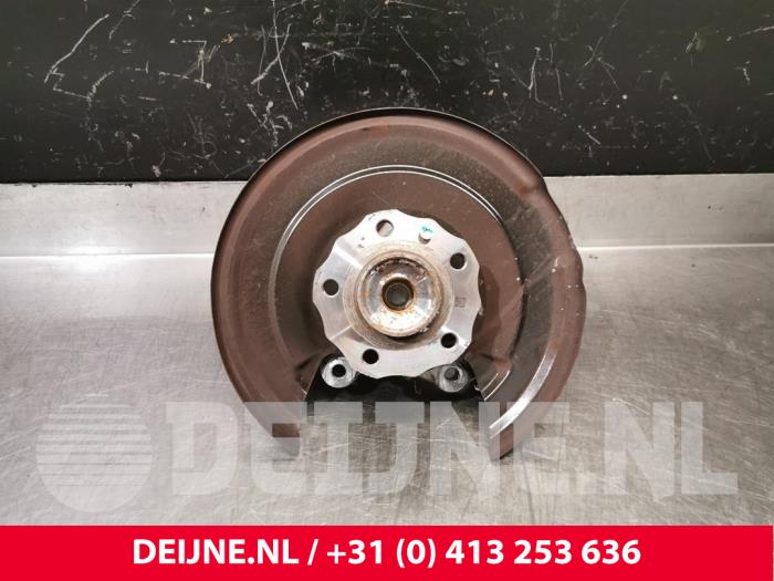 Lynk & Co 01 Knuckle, rear right O240166