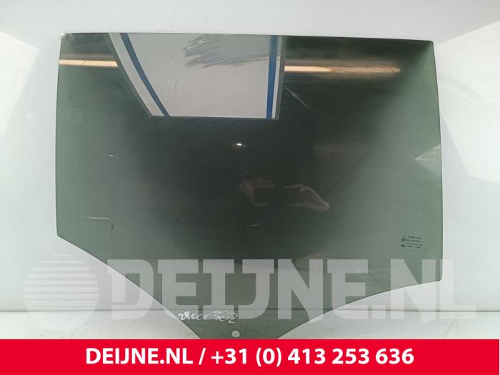Lynk & Co 01 Türscheibe 4-türig rechts hinten O240241