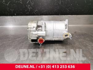 Lynk & Co 01 Air conditioning pump O240250 photo 3