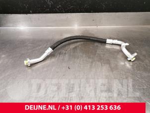 Lynk & Co 01 Air conditioning line O240251 photo 2