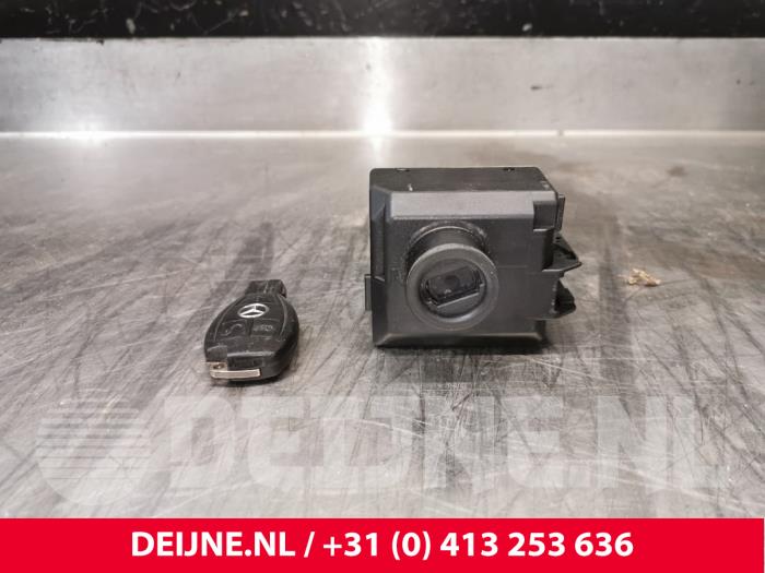 Mercedes Vito Kontaktslot+Sleutel O240256