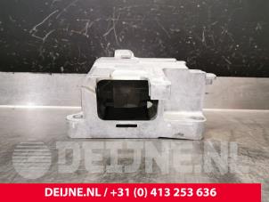 Gebruikte Motorrubber Lynk &amp; Co 01 1.5 PHEV Prijs € 72,60 Inclusief btw aangeboden door van Deijne Onderdelen Uden B.V.