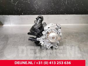 Peugeot Partner Waterpomp O240341 foto 2