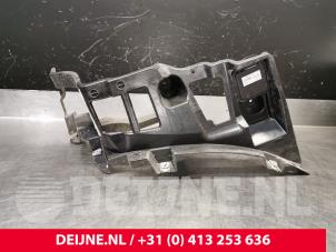 Gebruikte Bumpersteun rechts-achter Porsche Taycan Cross Turismo (Y1B) 4S Performance Battery Plus Prijs € 151,25 Inclusief btw aangeboden door van Deijne Onderdelen Uden B.V.