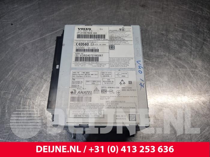 Volvo V40 CD Speler O240367