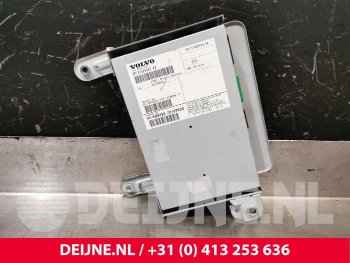 Volvo V40 Radio versterker O240375