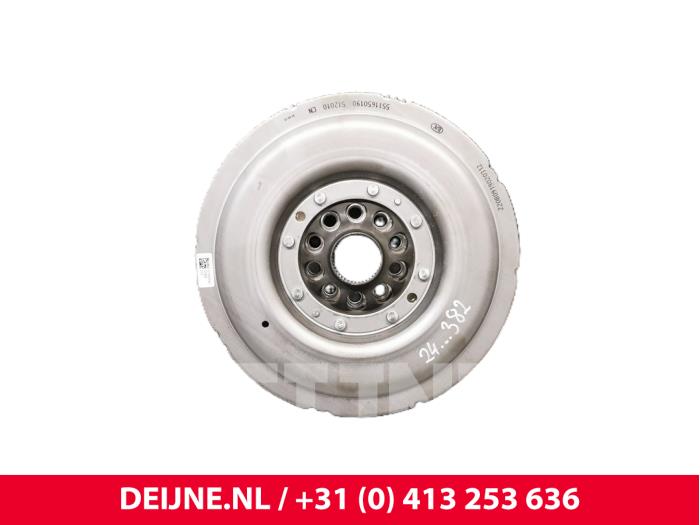 Lynk & Co 01 Schwungrad O240402