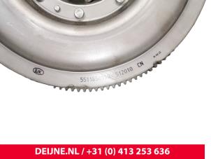 Lynk & Co 01 Schwungrad O240402 foto 2