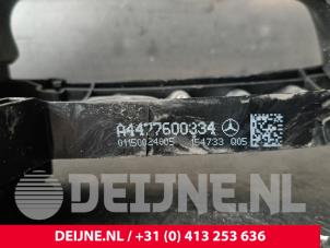 Mercedes Vito Schuifdeurgreep rechts O240417 foto 3