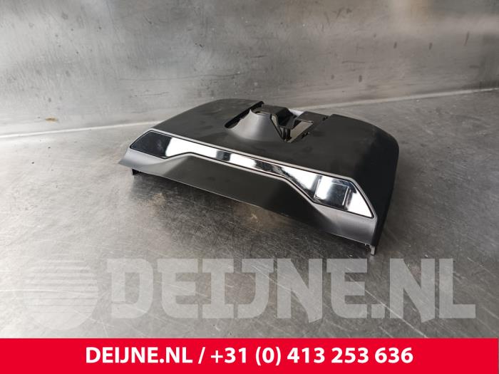 Lynk & Co 01 Cover, miscellaneous O240423