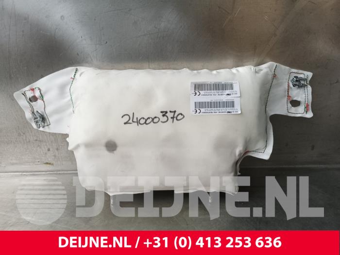 Toyota Pro-Ace City Right airbag (dashboard) O240455