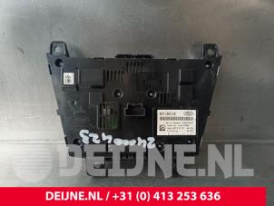 Ford Transit Custom Radiobedienings paneel O240461 foto 2