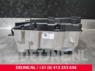 Porsche Taycan Frontscheibenanzeige O240503 foto 2