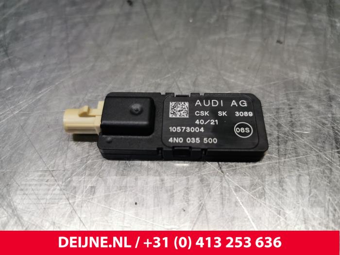 Porsche Taycan Antenne O240505
