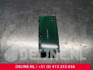 Porsche Taycan Antenne O240509 foto 2