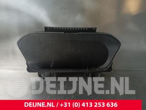 Gebruikte Kilometerteller KM Volvo V60 II (ZW) 2.0 B3 16V Mild Hybrid Prijs € 525,00 Margeregeling aangeboden door van Deijne Onderdelen Uden B.V.