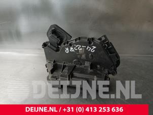 Volkswagen Caddy Deurslot Mechaniek 2Deurs rechts O240541 foto 2