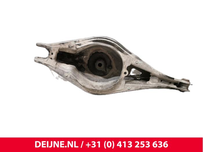 Lynk & Co 01 Federteller rechts hinten O240570