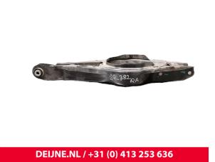 Lynk & Co 01 Rear spring retainer, right O240570 photo 3