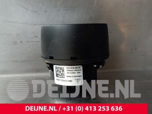 Porsche Taycan Clock O240577 photo 3