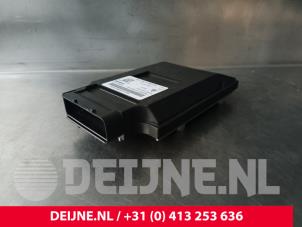 Gebruikte Computer hoogteregeling Porsche Taycan Cross Turismo (Y1B) 4S Performance Battery Plus Prijs € 290,40 Inclusief btw aangeboden door van Deijne Onderdelen Uden B.V.