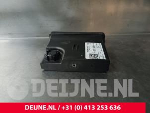 Porsche Taycan Spannungsstabilisator O240595 foto 3